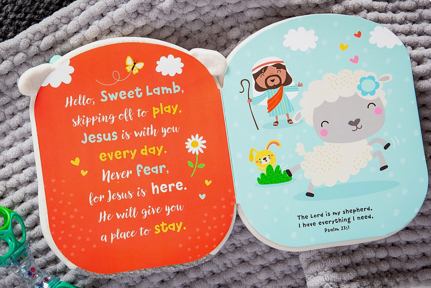 Squish and Snugg: Sweet Lamb Plush Book