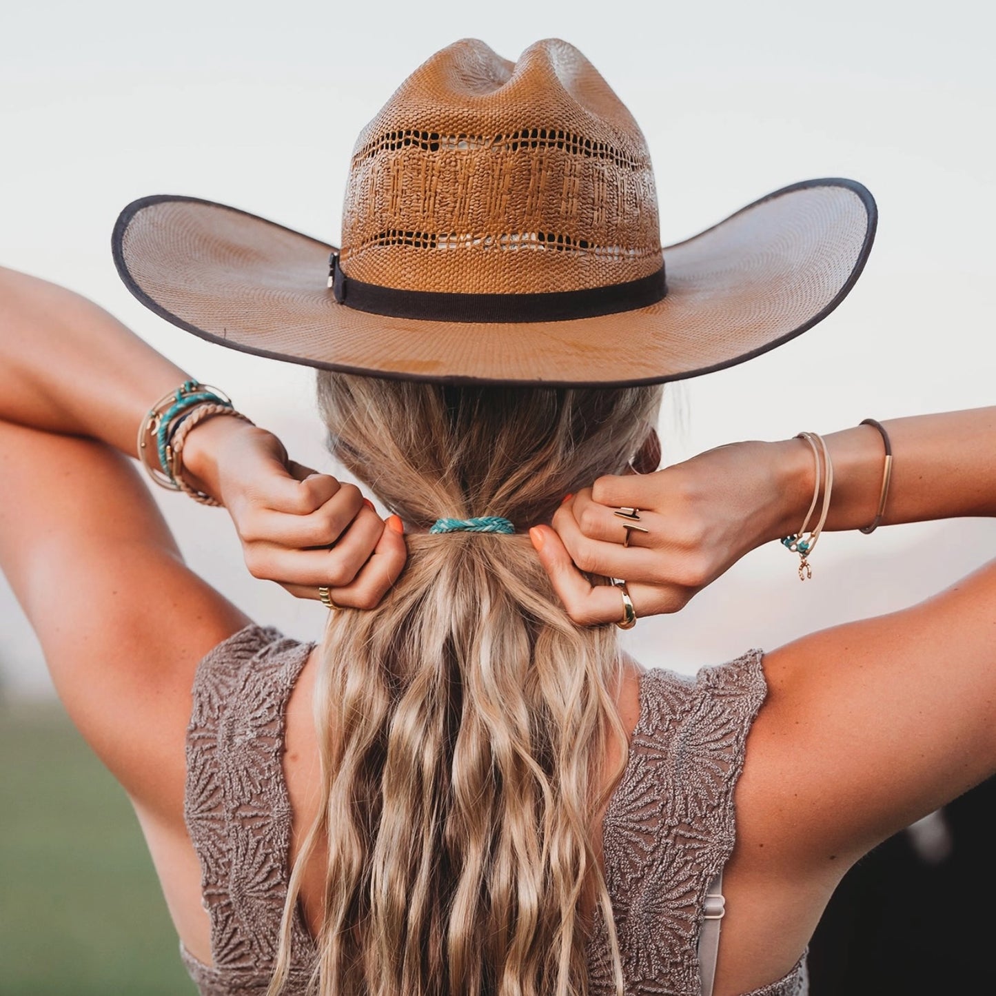 K'lani Stride Hair Tie + Bracelet