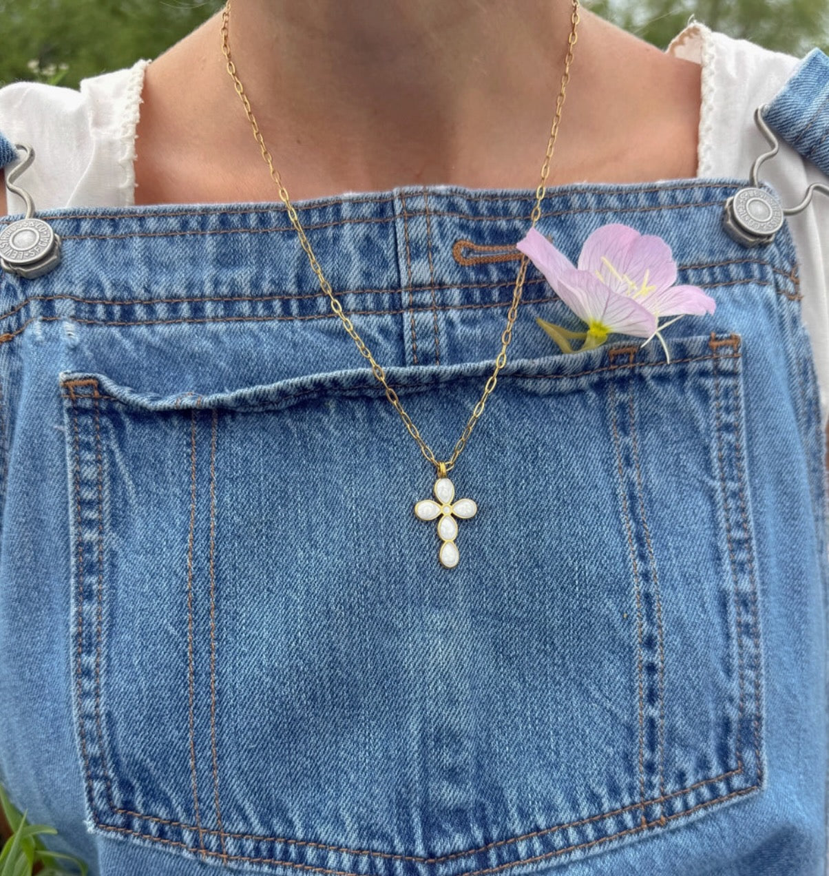 Elevated Faith l Eternal Light Cross Paperclip Chain Necklace