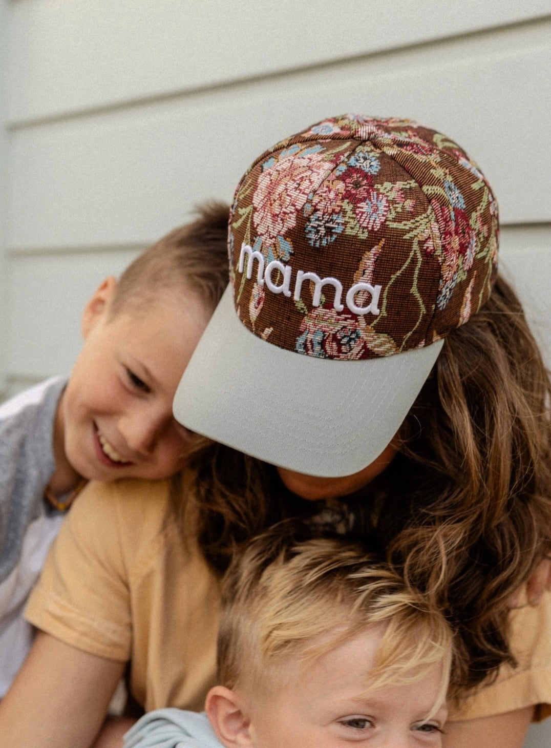 Mama Hat