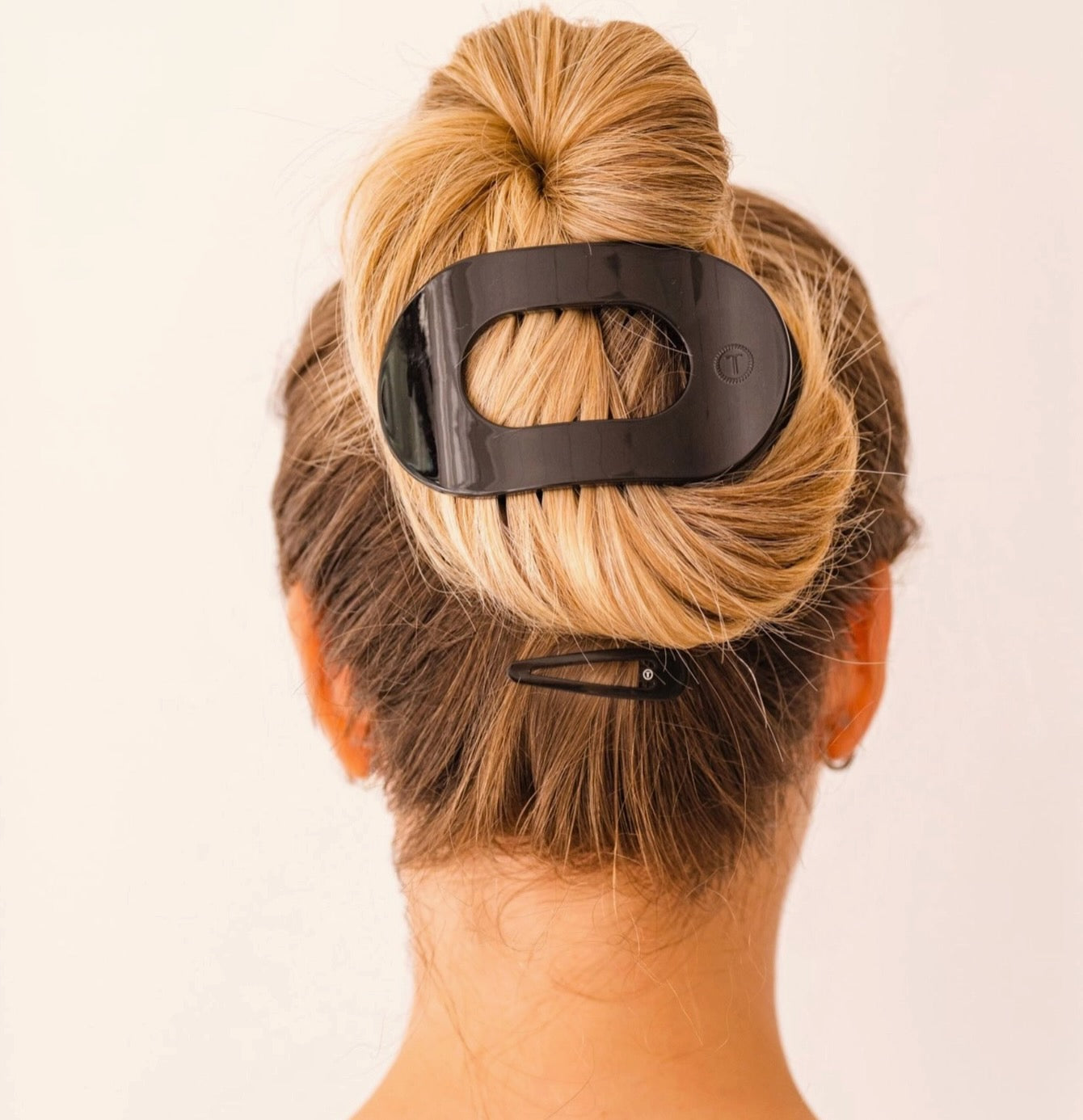 Teleties Large Flat Round Hair Clip